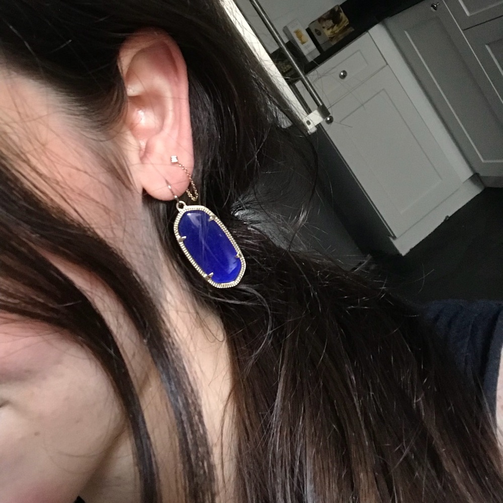 Mini Kendra Scott earrings